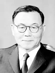 2d — Yun Bo-seon4e mandature(élu de 1960 à 1962)
