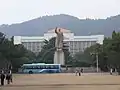 Statue de Mao Zedong sur le campus de Yuquan