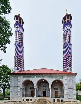 Image illustrative de l’article Mosquée Yukhari Govhar Agha