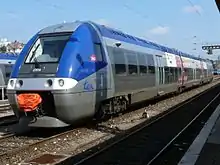 Une automotrice en gare de Besançon-Viotte