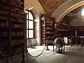 L'intérieur de la bibliothèque de l'église paroissiale