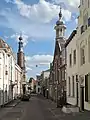 Centre-ville de Zaltbommel, avec l'église (Eben-Haëzerkerk) et la tour (Gasthuistoren).