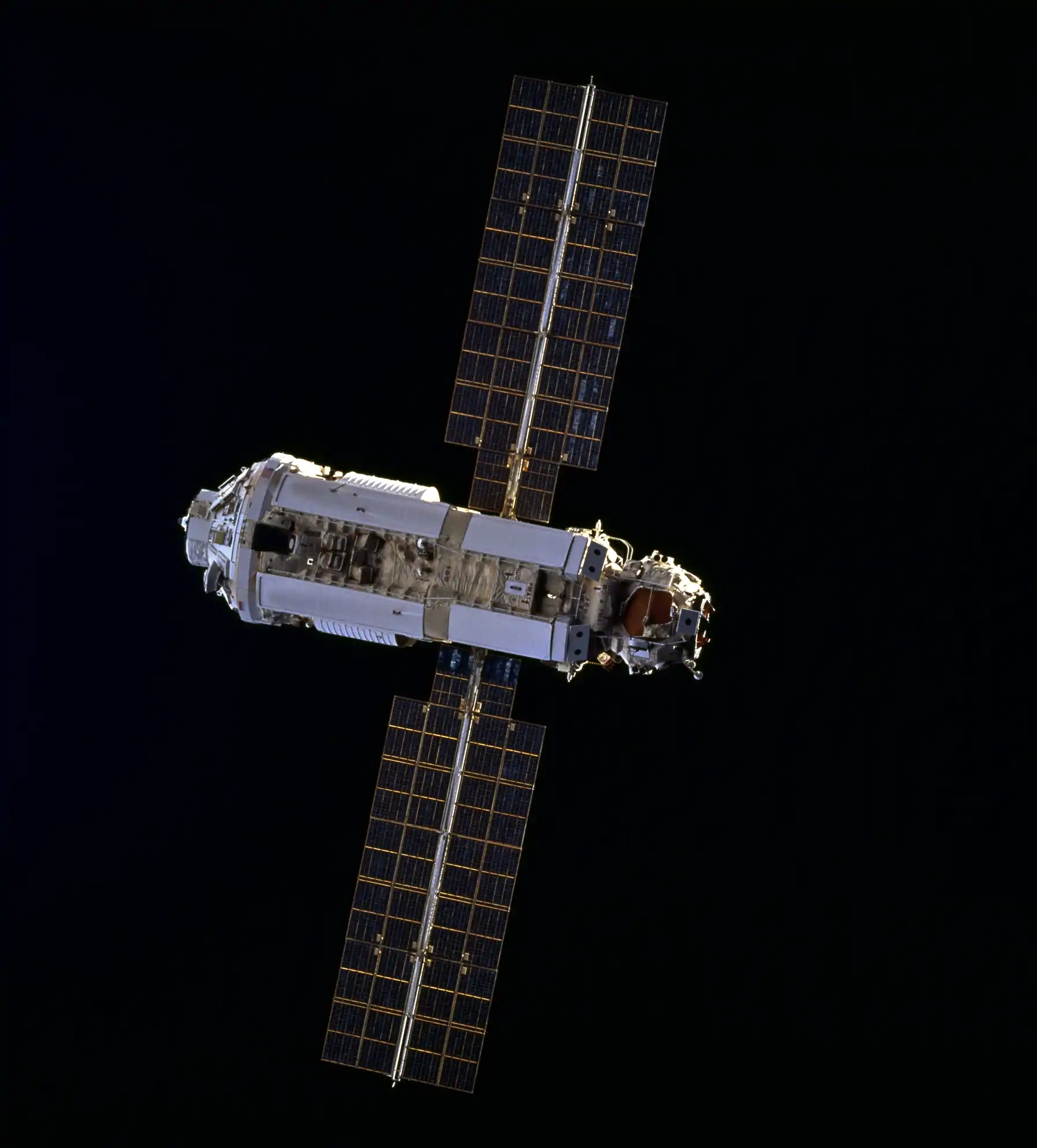 Description de l'image Zarya from STS-88.jpg.