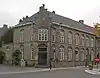 Postgebouw, hoekhuis