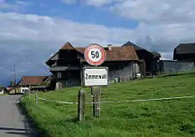 L'entrée du village de Zimmerwald
