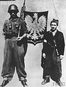 Soldats polonais et armoiries de la Pologne. Insurrection de Varsovie (1944).