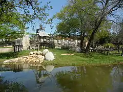 L'espace grands singes du zoo.