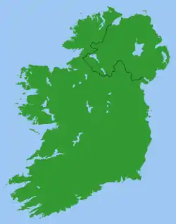 Carte de l'île d'Irlande mettant en évidence la frontière terrestre entre l’Irlande et l’Irlande du Nord.