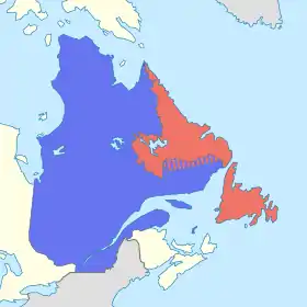 La frontière entre le Québec et Terre-Neuve-et-Labrador. En rouge, Terre-Neuve-et-Labrador, en bleu, le Québec. Le territoire situé entre le 52e parallèle et la ligne de partage des eaux est revendiqué par les deux provinces et fait l'objet d'un conflit.