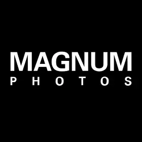 logo de Magnum Photos