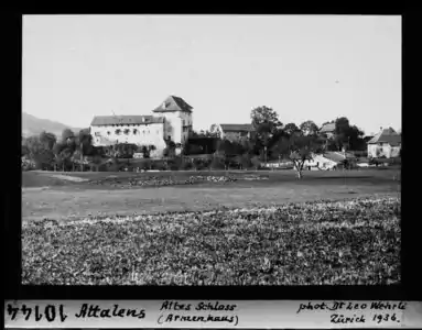 Le château en 1936, vu depuis le sud.